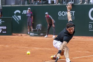 Grigor Dimitrov lors de sa finale du Geneva Open 2023 face à Nicolas Jarry. KEYSTONE/MARTIAL TREZZINI